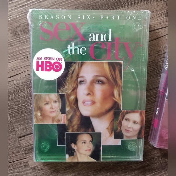 NWT Sex and The City Season 6 Part 1 & 2 DVD Bundle - Picture 2 of 5